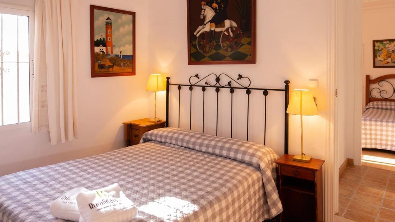 Finca La Canera Alcala De Guadaira By Ruralidays Extérieur photo