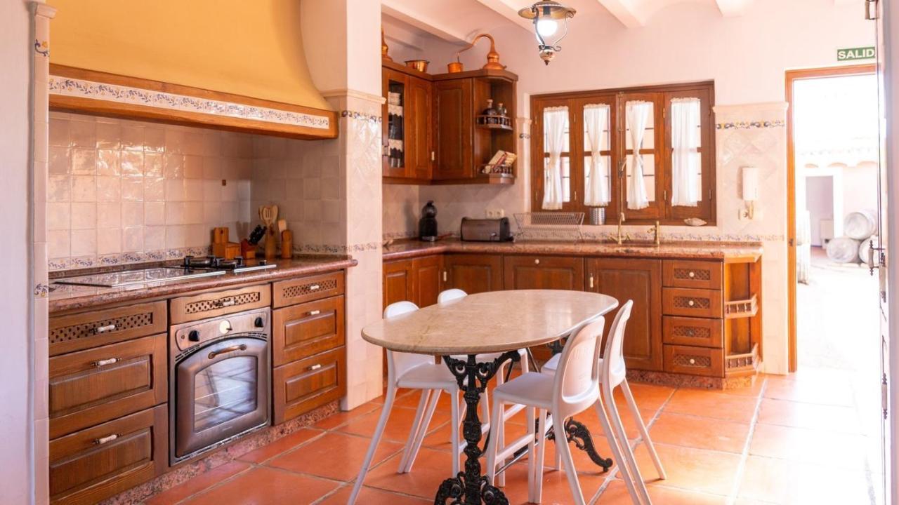 Finca La Canera Alcala De Guadaira By Ruralidays Extérieur photo